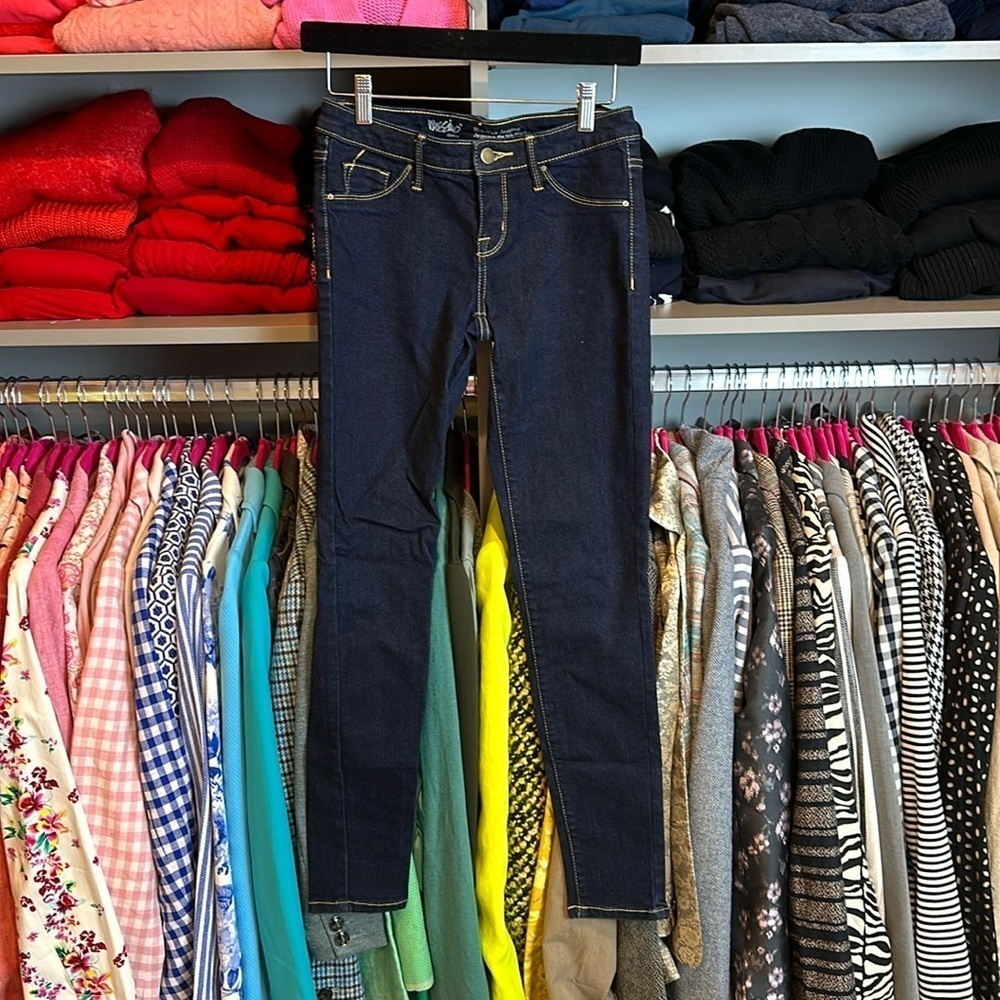 Mossimo Supply Co mid rise jeggings size 2